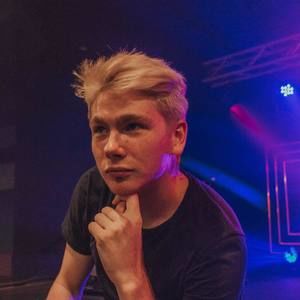 Meet your Posher, Dylan